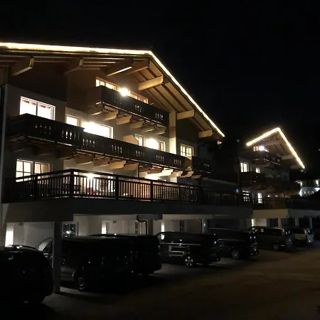 Alpinresort 2 Апартаменти *